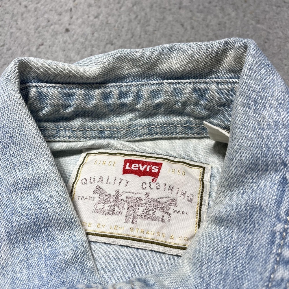 Levi's Shirt Mens Medium Blue Denim Button Front Long Sleeve Casual Red Tab VTG - Picture 5 of 11